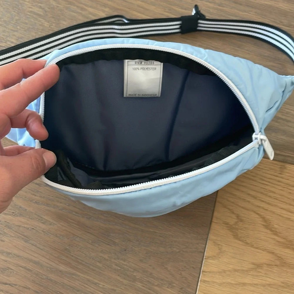 adidas Core Waist Pack Blue/Black/White NWOT - Picture 4 of 7